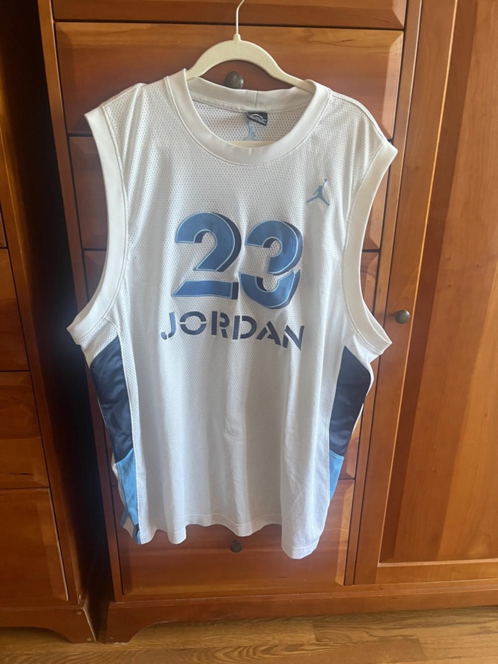 VINTAGE AIR JORDAN Jumpman sleeveless BASKETBALL JERSEY (WHITE/BLUE) Men’s 3XL